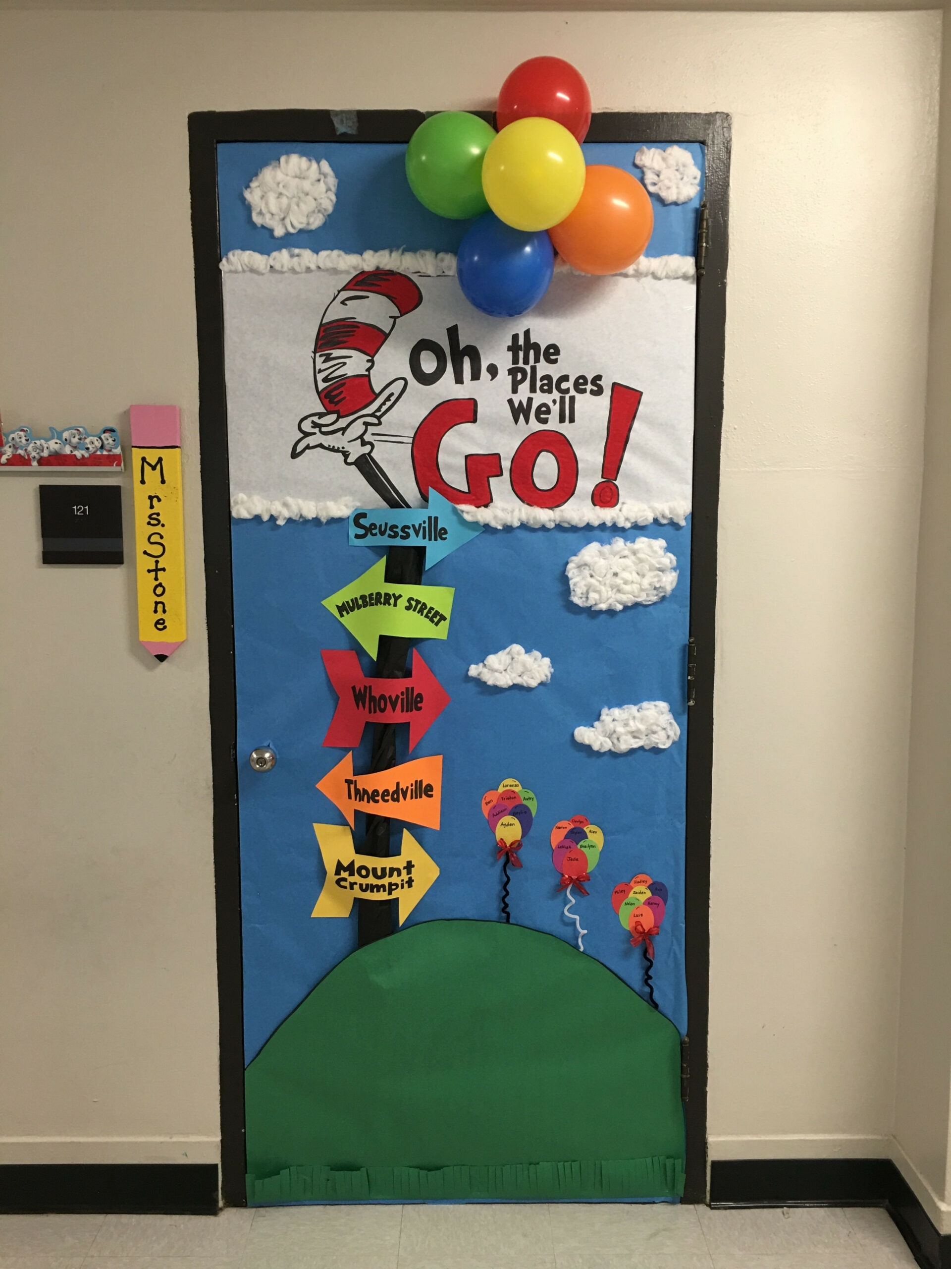 Dr. Seuss door decorating contest